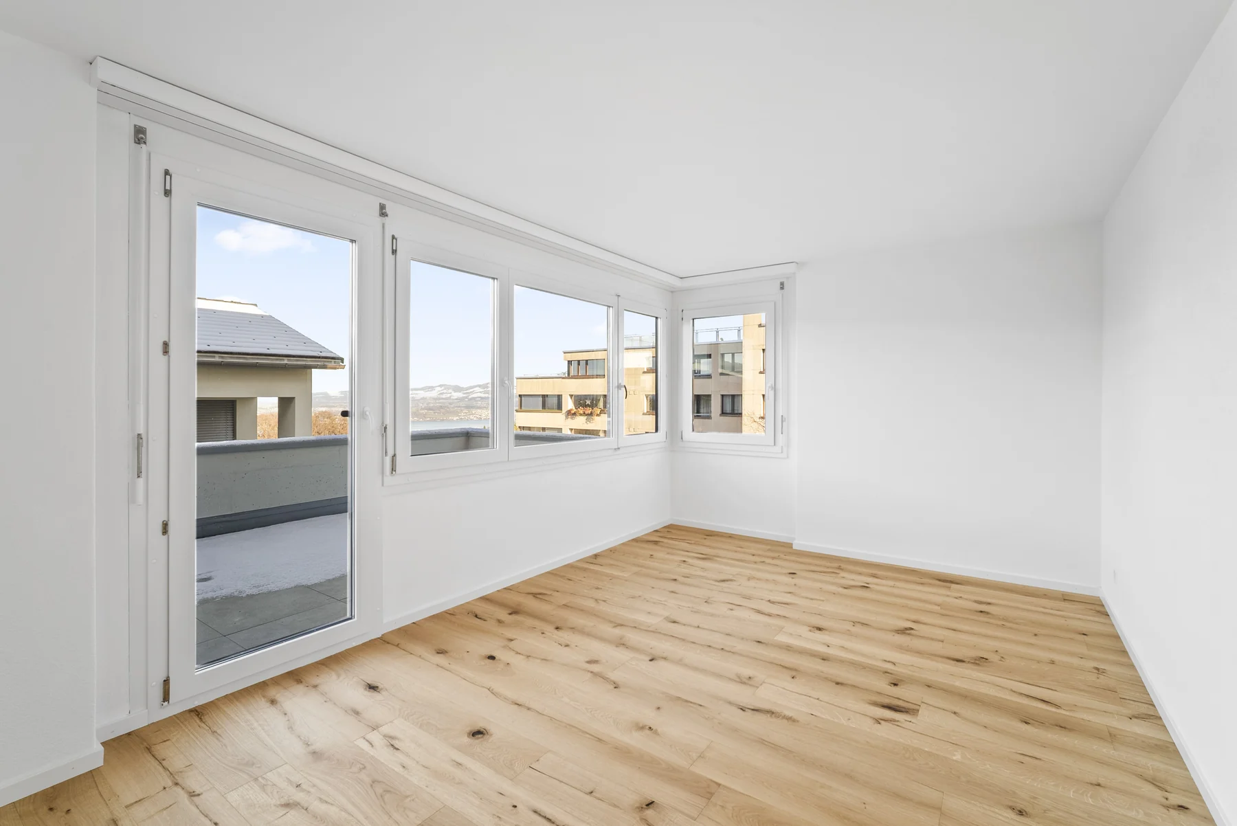 Zimmer mit Balkonzugang – Nachher · Feusisberg, Schwyz
